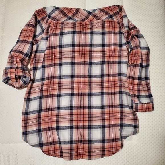 mySTYLE Plaid Flannel Button Down Shirt Hooded Oversized Long Sleeves Pink Blue - Picture 5 of 13